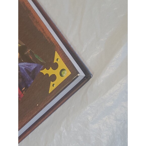 Descendants: Mal's Spell Book by Disney Books 2015 First Edition - Picture 4 of 9